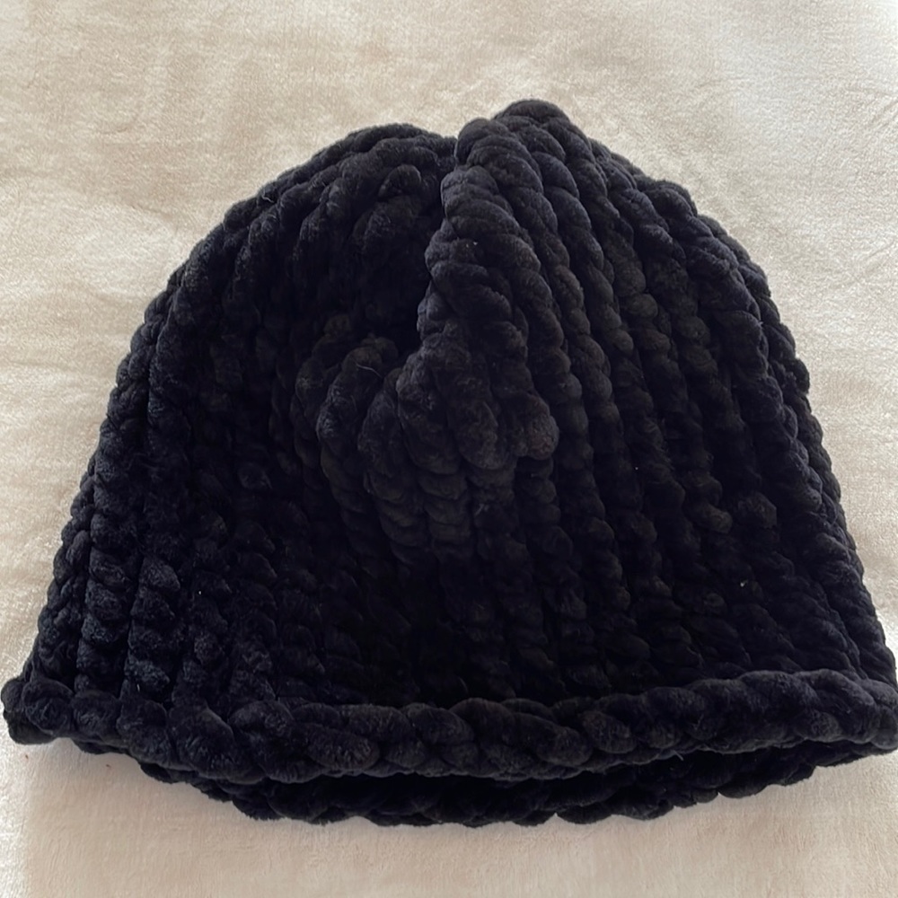 NWT - Hand-knitted hat